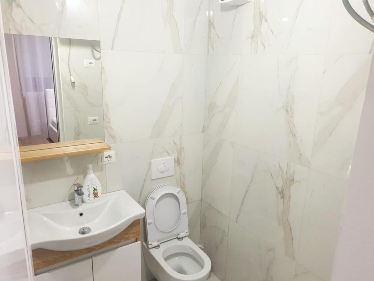 Lovely Apartment On Tirana City Center Buitenkant foto